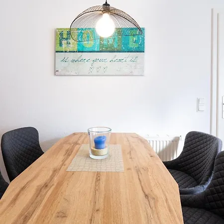 Komplett Neu Ausgestattete Fuer 2 Personen - Mit Boxspringbett, Zwei Flat-tvs Und Parkplatz Dom wakacyjny *