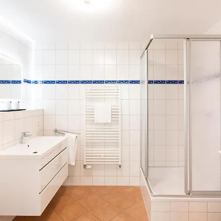 Komplett Neu Ausgestattete Fuer 2 Personen - Mit Boxspringbett, Zwei Flat-tvs Und Parkplatz Dom wakacyjny *