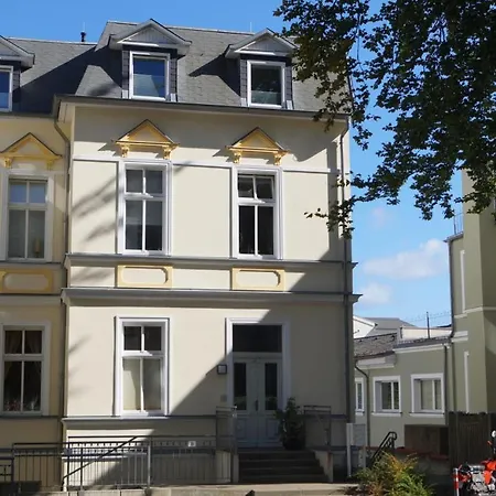 Komplett Neu Ausgestattete Fuer 2 Personen - Mit Boxspringbett, Zwei Flat-tvs Und Parkplatz Dom wakacyjny